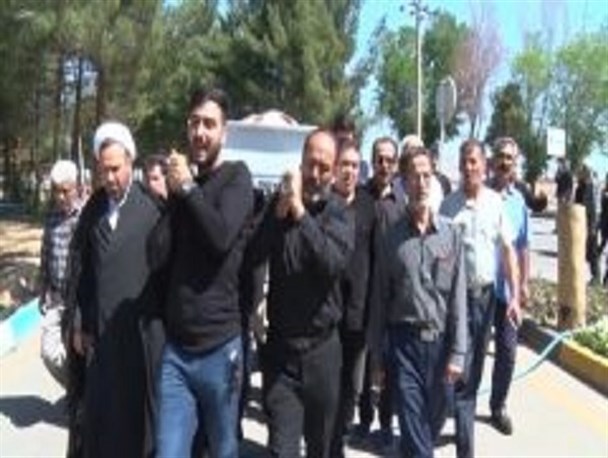 مادر شهیدان افرا، به فرزندان شهیدش پیوست/ مراسم گرامیداشت، فردا از ساعت ۱۷ در شاهین شهر