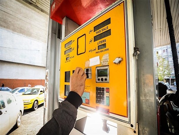 سهمیه بنزین خردادماه امشب واریز می‌شود