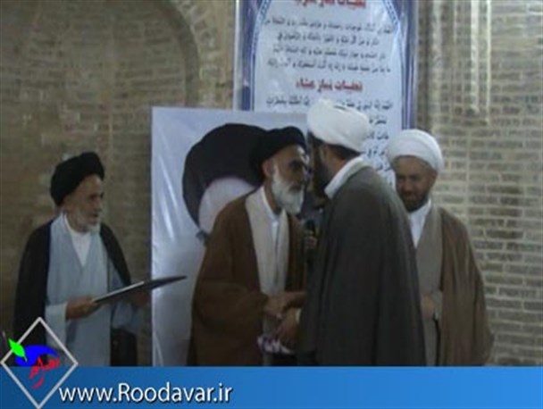 اشاعه اسلام و جلوگیری از انحرافات دینی و فرهنگی در گرو تقویت حوزه های علمیه است