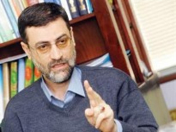 مراجع قضایی و نیروی انتظامی با قاچاق دارو بشدت مقابله کنند/ سود ۲۰ میلیارد دلاری گردش قاچاق در کشور