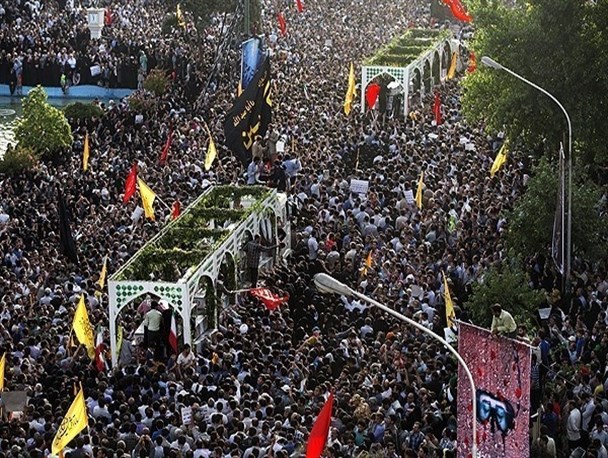 شهدای غواص آمدند تا مسیر عزت از ذلت را نشان دهند
