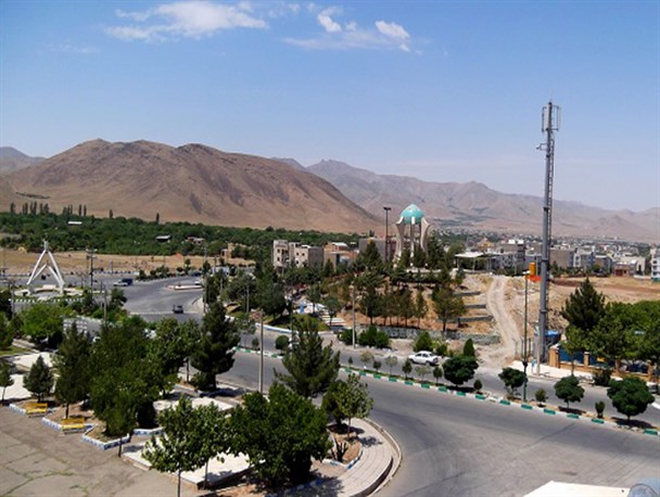 کش مکش های مسئولان برای نام گذاری شهر تفرش/ نام «شهر دوستدار سالمند» در شأن مردم تفرش نیست