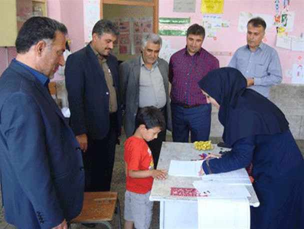آغاز بکار پایگاه سنجش دانش آموزان در رودبار/ سنجش یکهزار و ۲۰۰ نوآموز رودباری