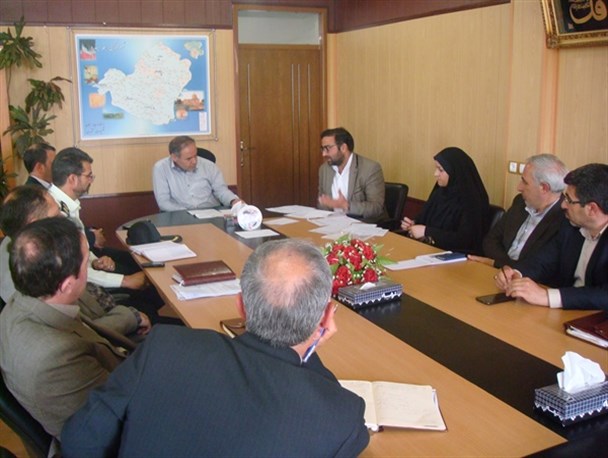 آلوده شدن منابع آب و خاک در خدابنده توسط کشاورزان غیر بومی/حفظ و حراست از منابع آبی نیازمند کار جهادی است