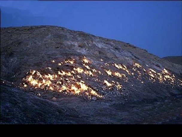 کوه همیشه سوزان در خوزستان+عکس