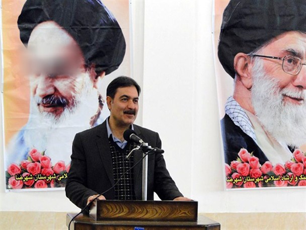 نصب اِلمان سفال شهرضا در اتوبان شهید همت تهران