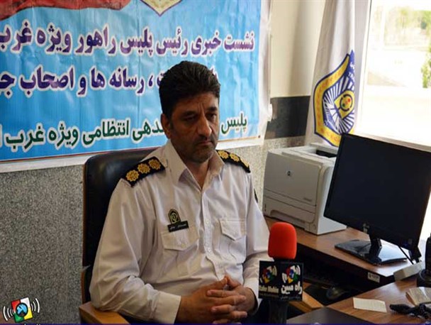 پلیس همواره دوربین های کنترل ترافیک سطح شهر را رصد می کند/ثبت تخلفات توسط خودروهای هوشمند در شهرستان شهریار