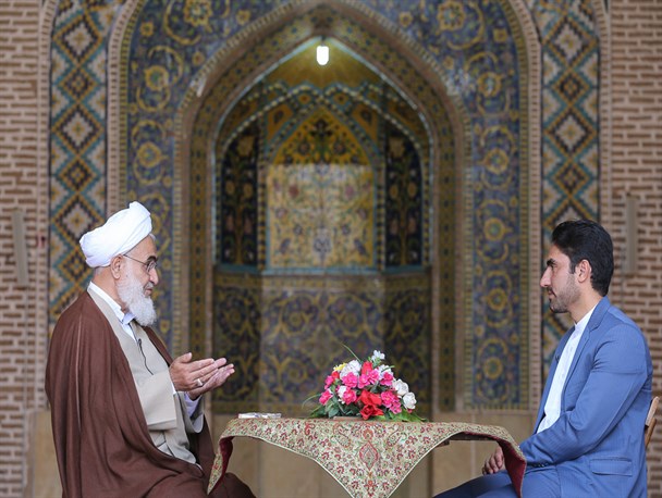 نمازجمعه قزوین از هفته آینده با رعایت اصول بهداشتی برگزار می‌شود/ اهل احسان و تقوا مورد محبت مردم قرار می‌گیرند