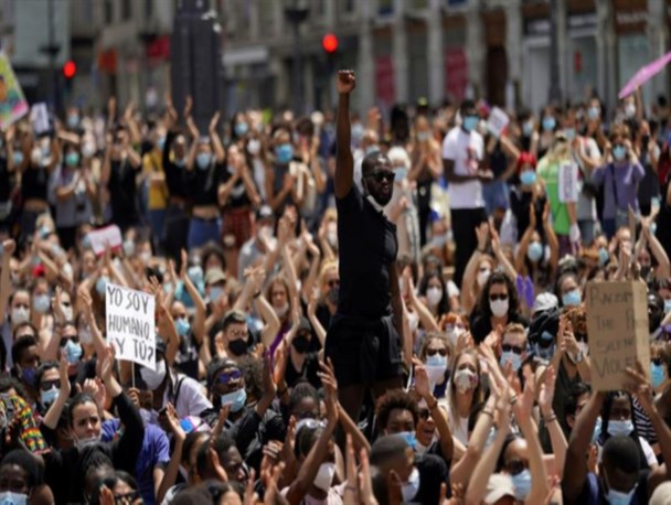 انتقاد مجدد ایران از سکوت «کَر کننده» اروپا در قبال سرکوب وحشیانه مردم در آمریکا