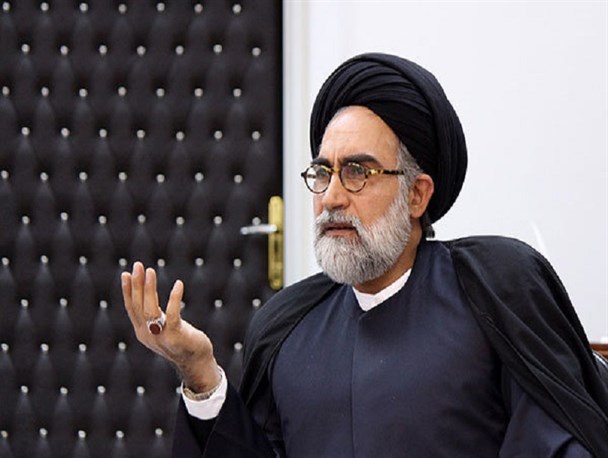 صداوسیما برای ترویج حجاب فرهنگ‌سازی و نیروی انتظامی با بدحجابان برخورد می‌کند