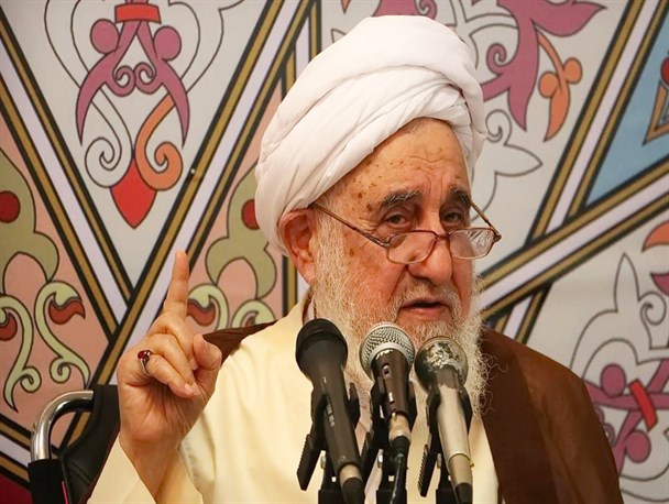 مسئولان هوشیار باشند که اختلافات به وحدت ملی لطمه نزند/ ایران اسلامی جزیره‌ای امن در منطقه محسوب می‌شود و برخی تلاش می‌کنند این آرامش از جامعه سلب شود