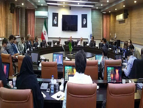 عدم استقرار دائمی دستفروشان در پیاده راه بوعلی/ حذف قلیان فروشان گنجنامه