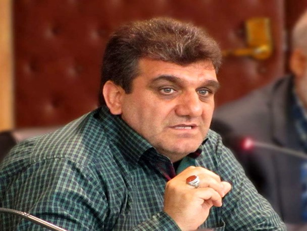 عدم انتخاب شهردار، پروژه های داخل شهر را متوقف کرده است/ نباید تفکر و فرصت سوزی اعضای شورا به شهر ضربه بزند