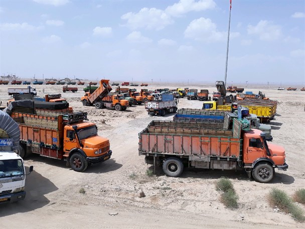 پیگیری مطالبات کامیون داران توسط مسئولان مشهود است/ معاندین نظام در فضای مجازی به دنبال سوء استفاده از مطالبات صنفی هستند