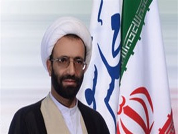 آمریکا با هدف نفوذ در سیاست ایران وارد عرصه های فرهنگی و اقتصادی شده است