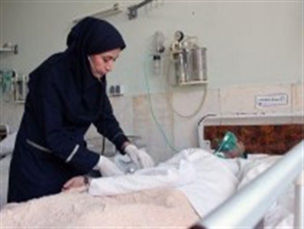 کمبود۱۸۰هزار پرستار در کشور/پرستاران مهاجرت را به کار در ایران ترجیح می دهند