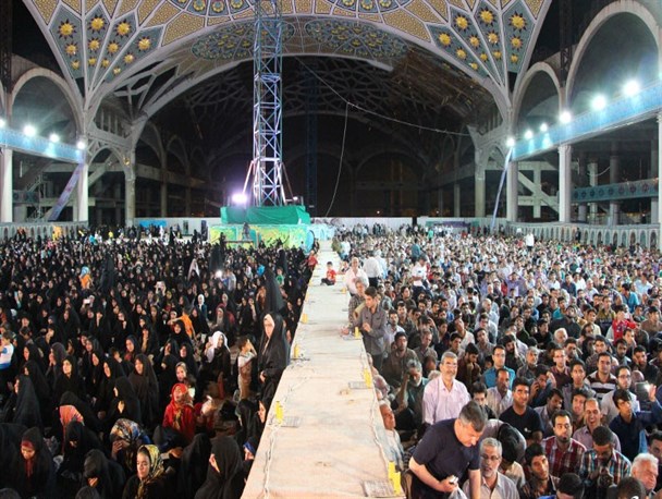جشن میلاد امام رضا(علیه السلام)درمصلی بزرگ اصفهان/تصاویر