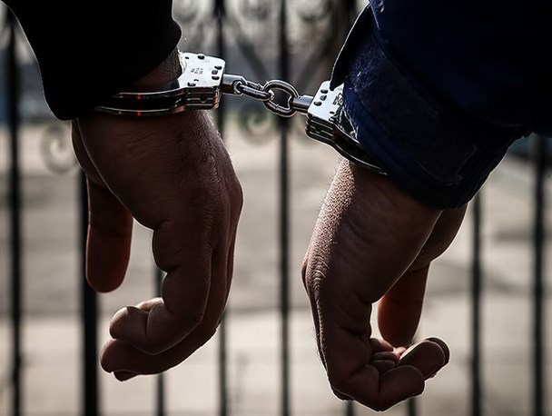 دستگیری باند توزیع مواد مخدر در خانه مجردی