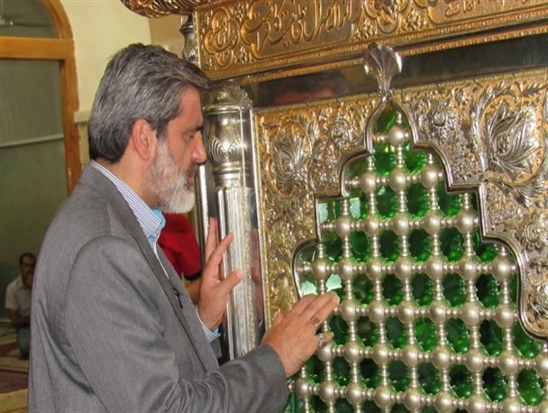 مداح منهای اخلاق، خواننده است/ بی رغبتی مادحین به دعاخوانی، آفت مداحی امروز