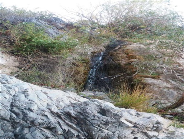دره زیبا با جاذبه های گردشگری در رشتخوار