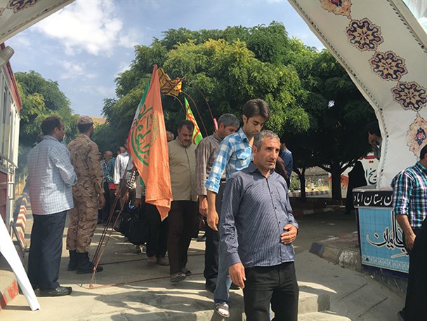 ۲۵۰ نفر از بسیجیان بستان آباد به مناطق عملیاتی غرب کشور اعزام شدند