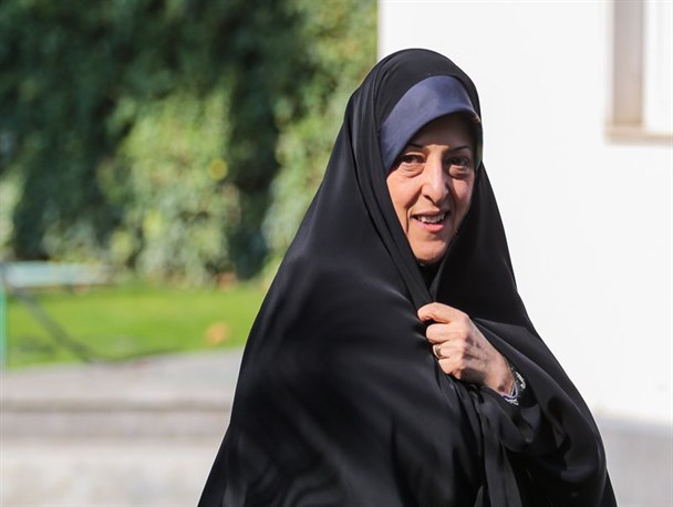 معاون رئیس‌جمهوری در امور زنان و خانواده به مرکزی سفر می‎کند