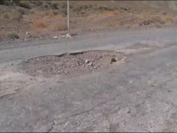 کمبود آب و نداشتن راه روستایی مناسب مهمترین مشکل اهالی روستاهای نهبندان/  نبود اعتبار مورد نیاز، جواب مسئولان برای مشکلات است