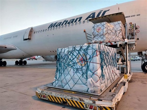 واکسیناسیون همگانی، لازمه شکست اهریمن کرونا/ تزریق واکسن مهم‌ترین برنامه مسئولان باشد