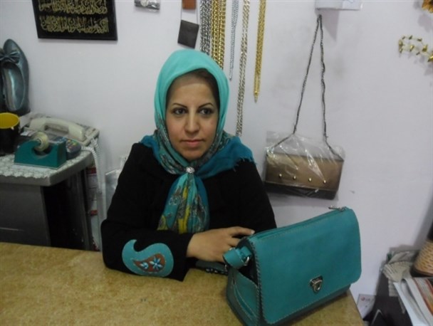 مسئولین استان هیچ وقت به فکر رفع مشکلات صنایع دستی استان نبوده اند