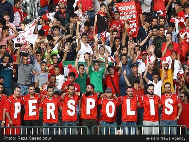 کاریکاتور / شغل بوقچی‌های پرسپولیس!