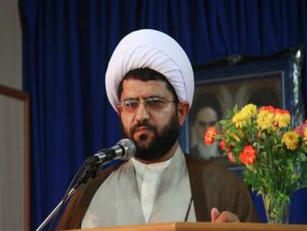 دشمن قصد انحراف در مراکز  تصمیم گیری را دارد