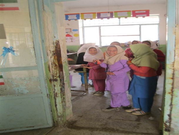 مدرسه فرسوده اسماء روستای چارقلی  گمیشان نوسازی می شود+تصاویر