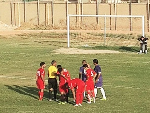 تساوی پرگل دو تیم پرسپولیس گناوه و کارگر بنه گز + تصاویر