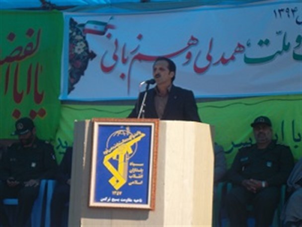 دفاع مقدس سد محکمی در مقابل دشمن ایجاد کرد تا در تصمیم گیری های بعدی خود دچار اشتباه نشود