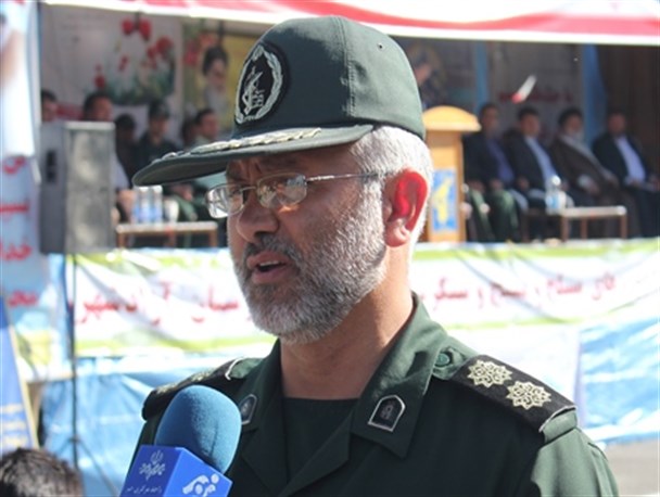 ما دربرابر آمریکا مقاومت می کنیم و از هیچ قدرتی نمی ترسیم/ برای ما ننگ است که در ارزاقمان دستمان را پیش آمریکا و غرب دراز کنیم