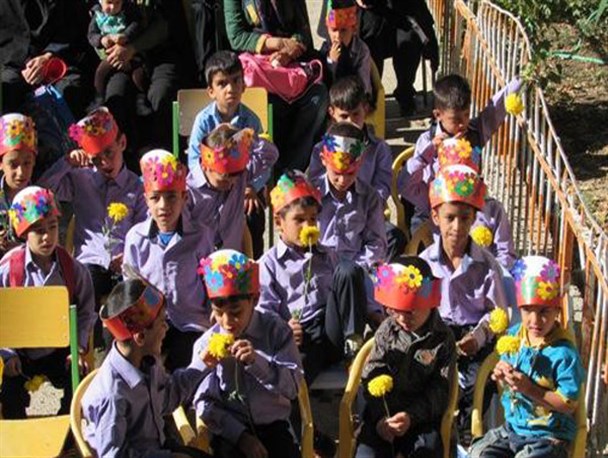 برگزاری «جشن شکوفه ها» در اقلید + تصاویر