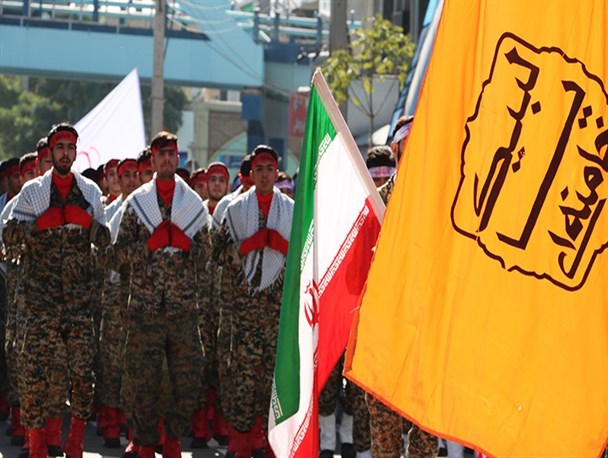 نیروهای مسلح اقتدار و قدرت ایران را به رخ کشیدند+تصاویر