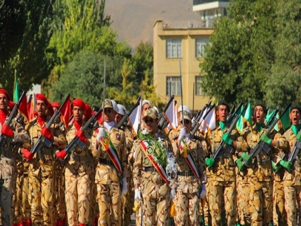 مراسم رژه نیروهای مسلح در شهرهای مختلف استان همدان برگزار شد