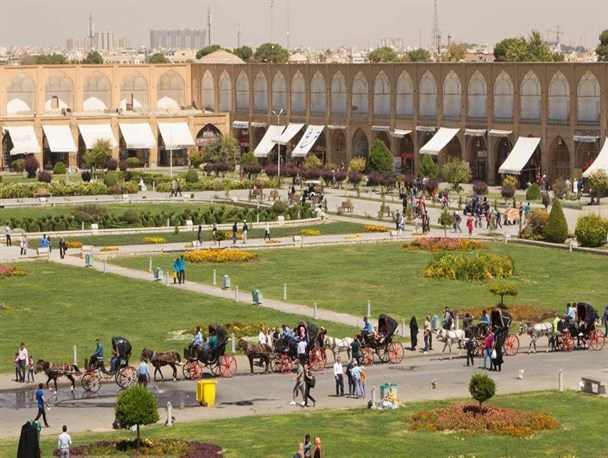 مسافران آخر تابستانیِ اصفهان+ تصاویر