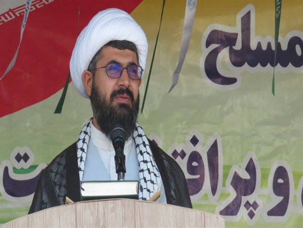 سردار سلیمانی برای همه مسلمین جهان عزت آفریده است/ آل سعود دست نشانده صهیونیست هاست