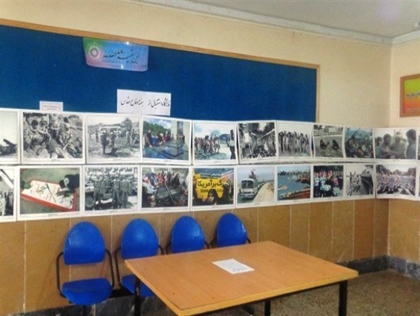 برپایی نمایشگاه هفته دفاع مقدس در آموزش و پرورش نیر