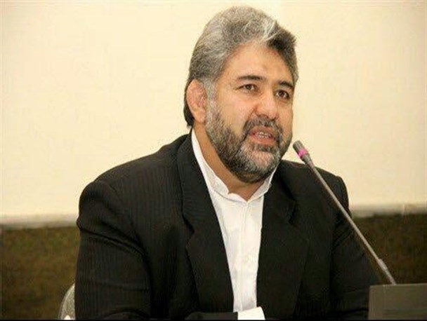 غفلت از خانواده‌های شهدا غفلت از ارزش‌های دینی و ملی است