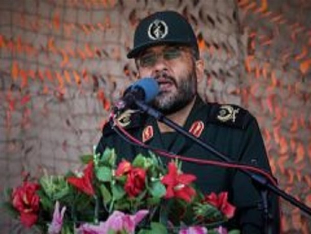 انقلاب اسلامی پرچم‌دار دفاع از مظلومان عالم و مقابله با مستکبران است
