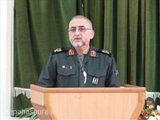 وحدت و انسجام را یکی از اصلی ترین لازمه های جامعه ولایی است/ اکنون دشمن حتی جرات نگاه چپ به کشور عزیزمان را هم ندارد