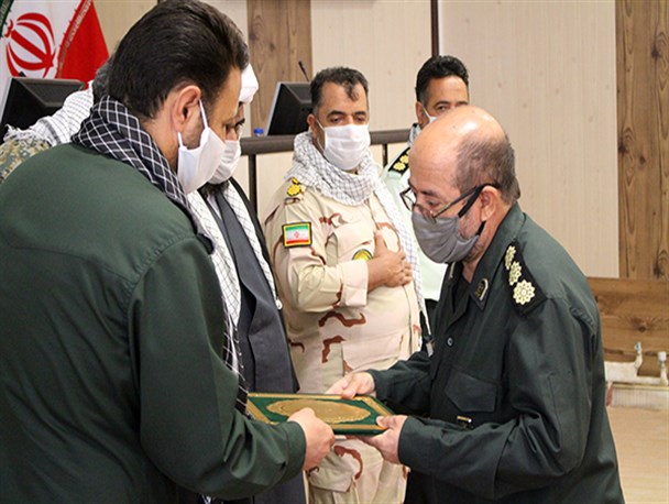 مراسم تجلیل از پیشکسوتان دفاع مقدس در سرخس