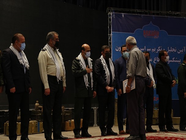 آئین تجلیل از پیشکسوتان دفاع مقدس در البرز برگزار شد+عکس