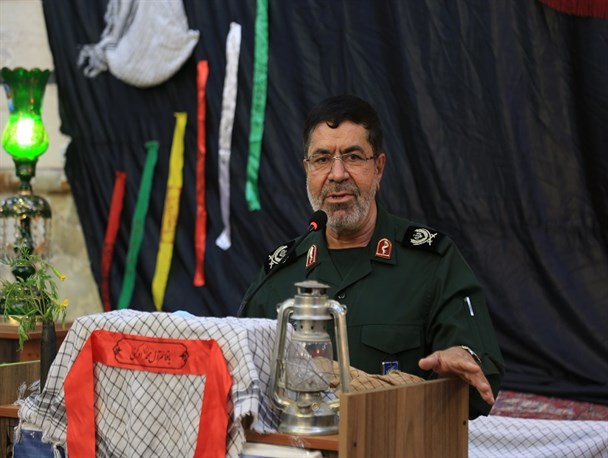 متاسفانه عده ای هنوز هم آمریکا را ابر قدرت می دانند/شکست آمریکا در منطقه حتمی است