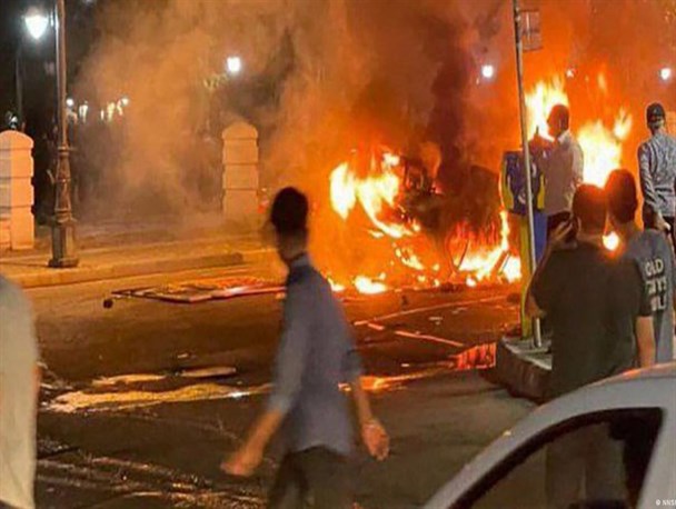 خسارت ۵ میلیارد تومانی معترضان با آتش کشیدن آمبولانس در بجنورد